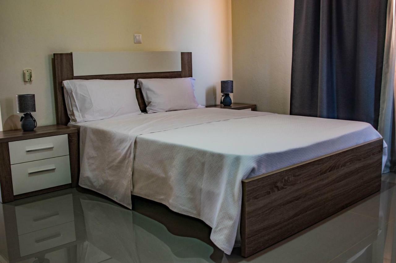 Hotel Vitoria Sao Tome Exterior foto